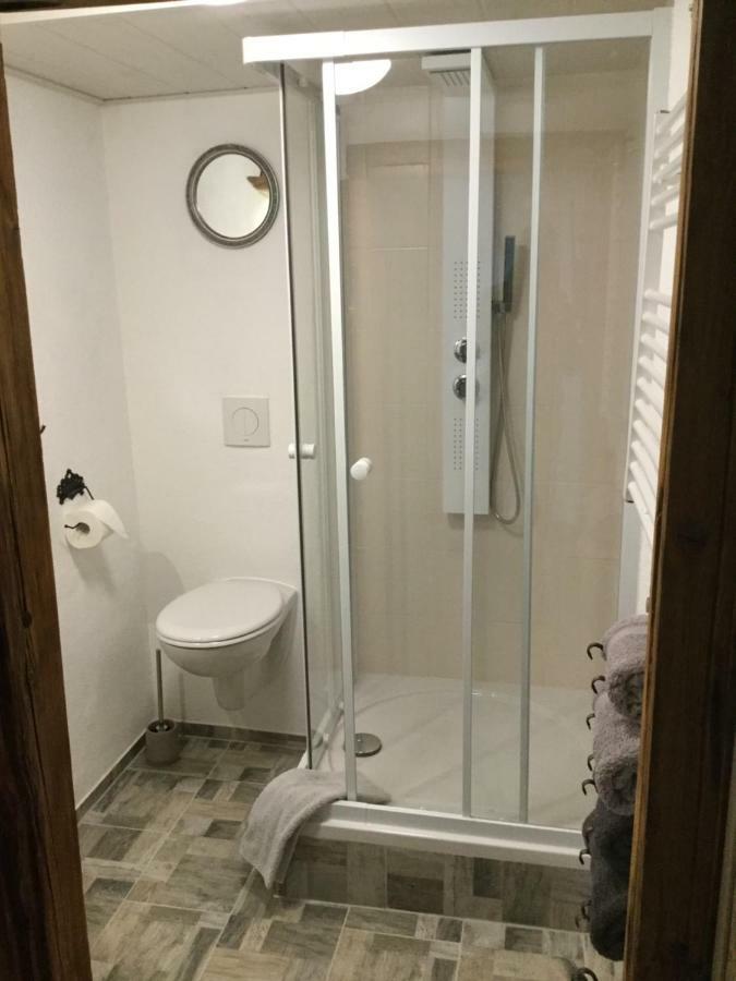 Ferienwohnung Schug Homburg  Bagian luar foto